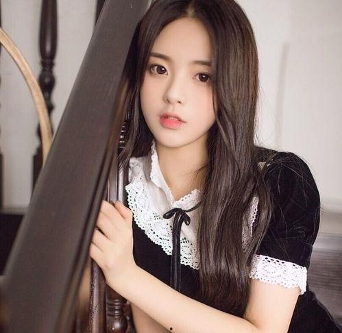 杨超越娱乐吃瓜是真的吗,真相揭秘还是捕风捉影？